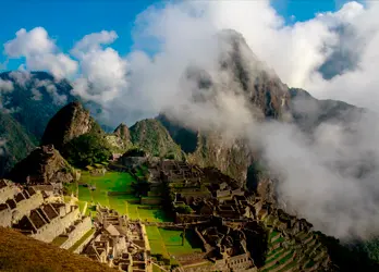 Machupicchu Full Day con Peru Rail